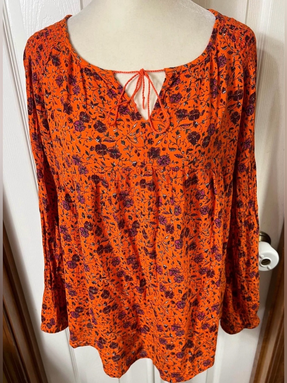 (NWOT) Old Navy Blouse Peasant Top Micro Floral Orange/Purple Lightweight M